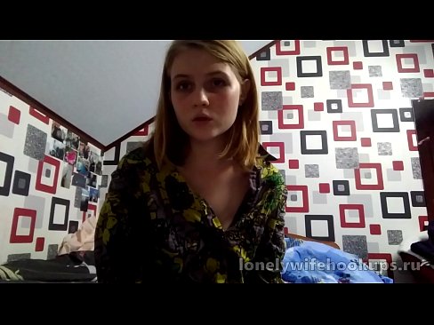 ❤️ 来自俄罗斯的年轻金发碧眼的学生喜欢更大的阴茎。 ❤ Hard porn❌️❤